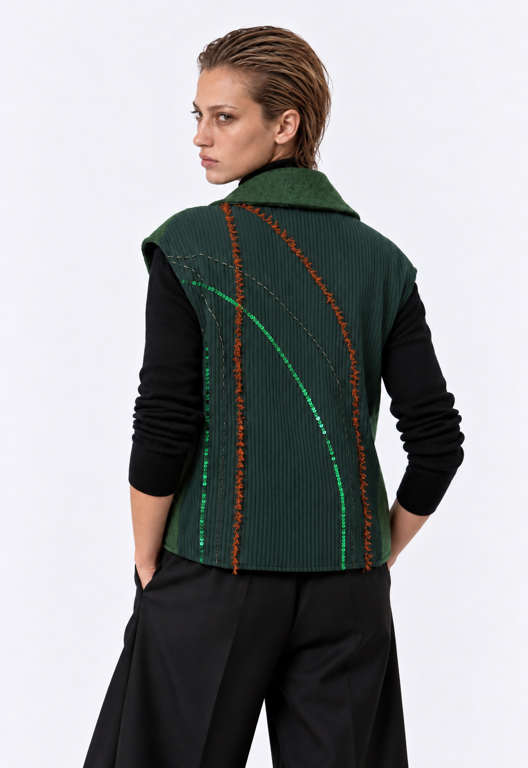 Menar Felt Vest | Green with Brick Embroidery