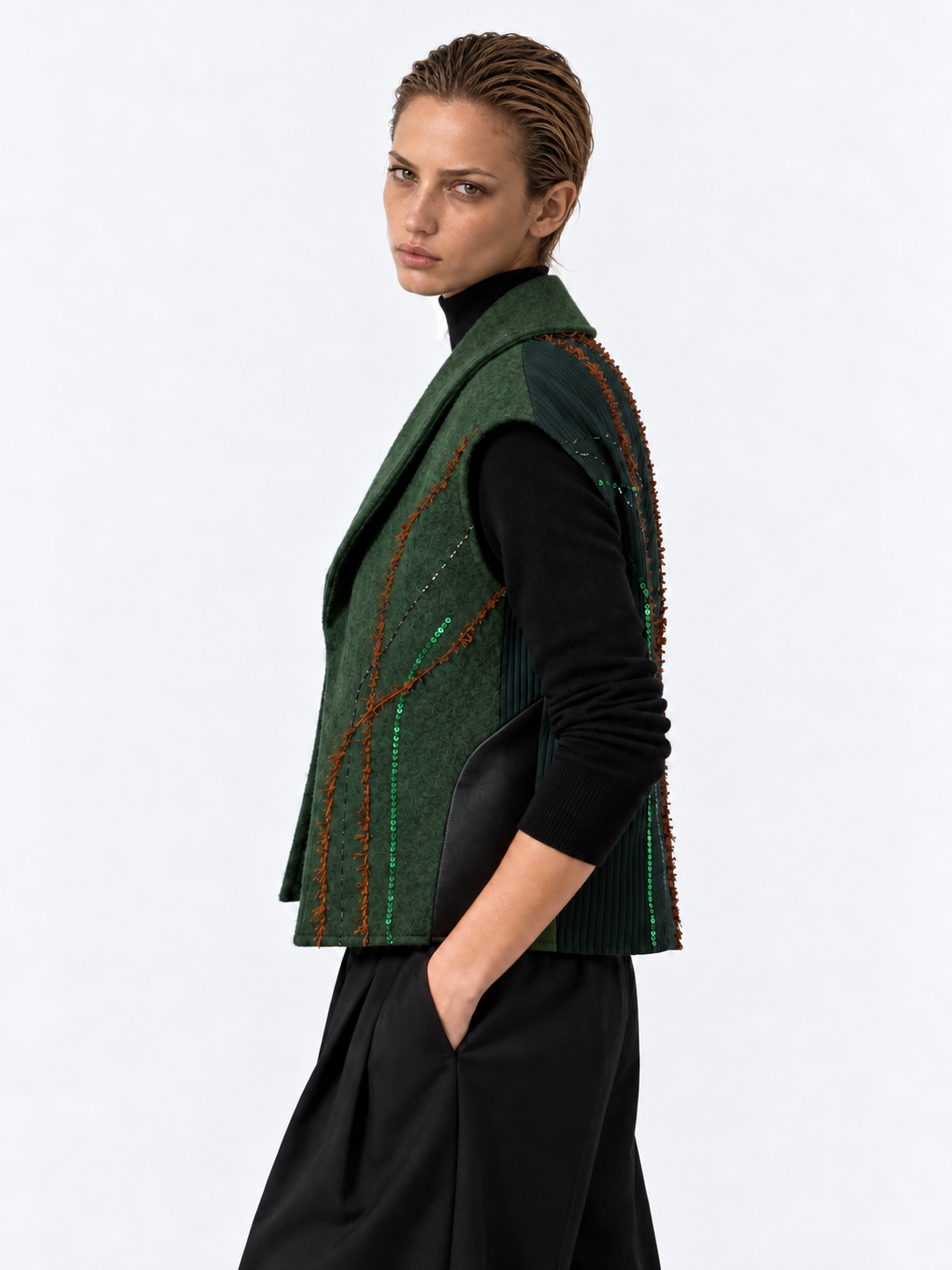 Menar Felt Vest | Green with Brick Embroidery
